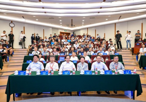 强化科教协同育人，加强培养创新型人才——“创新少年培育工程”在京启动